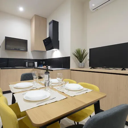 Constitucion 3* Granada