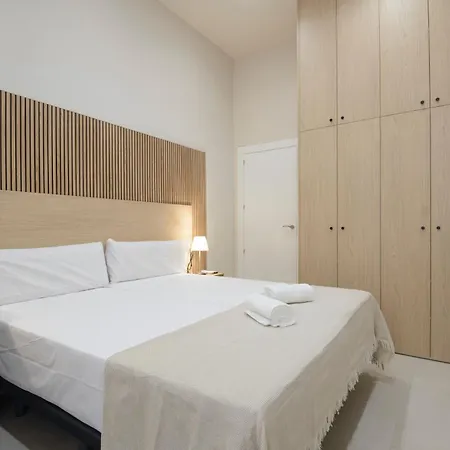 Constitucion 3* Granada